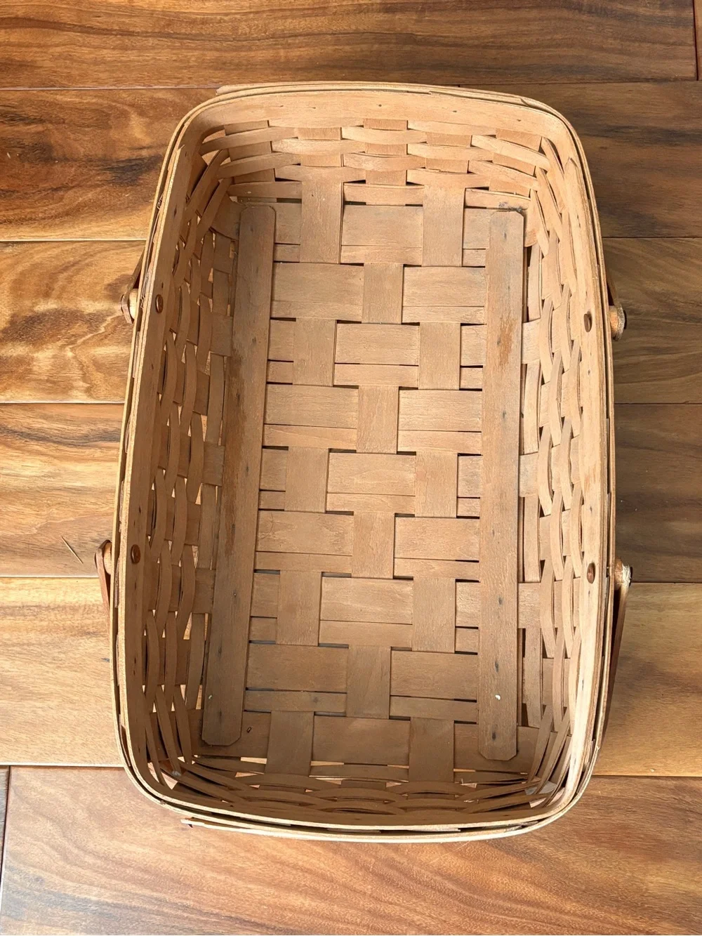 Vintage Longaberger Medium Gathering Basket
